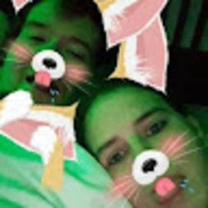 Meet your Posher, Crystal